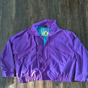 Steep slopes, fashion skiwear